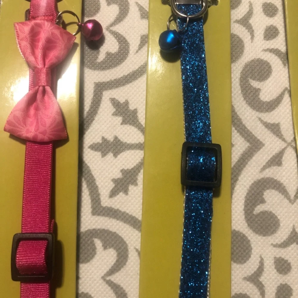 - 4 Cat glamour Collar Bell and Pink Red Bow Tie Glitter Lot